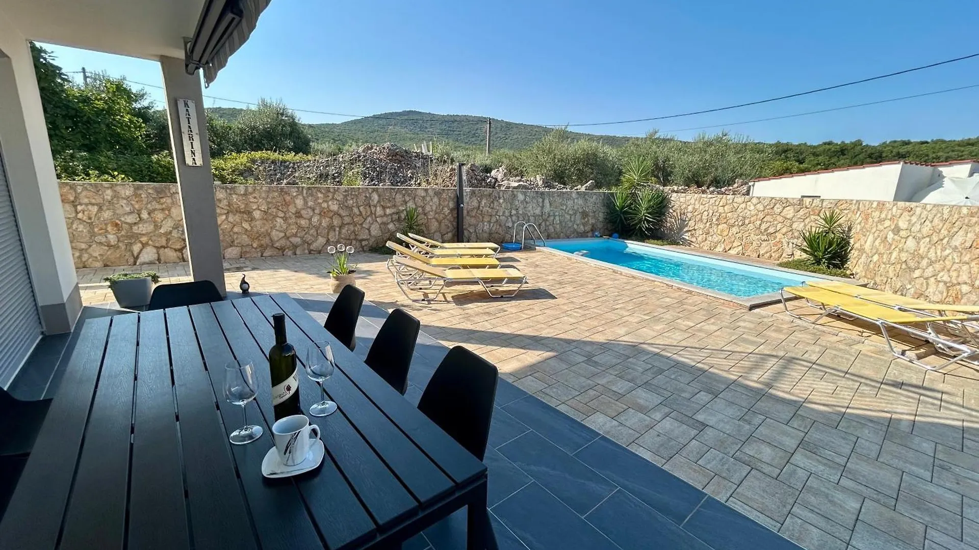 Katarina Villa Vrbnik Croatia